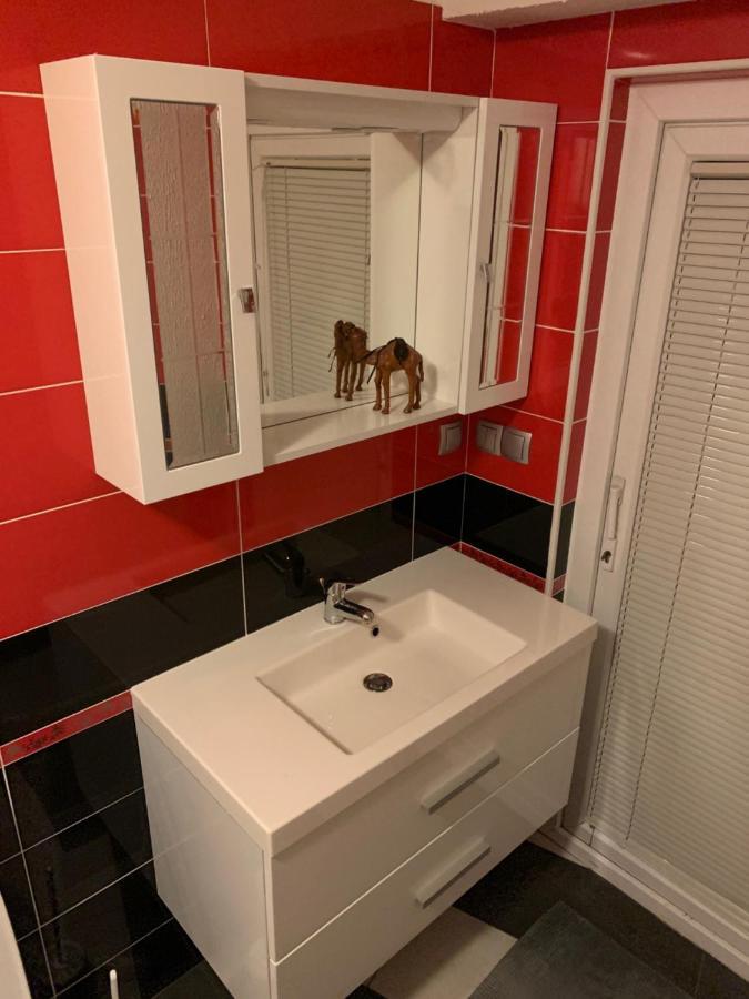 Peachy House Bezigrad 호텔 류블랴나 외부 사진