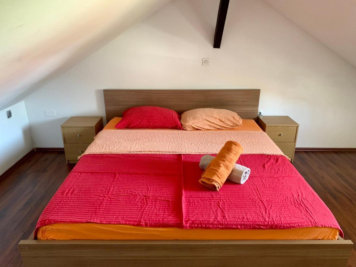 Peachy House Bezigrad 호텔 류블랴나 외부 사진